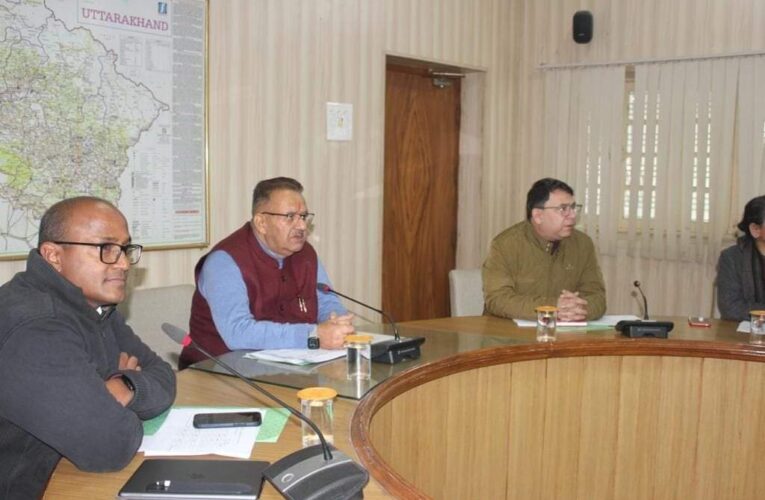 सेंटर फॉर एक्सीलेंस को लेकर मंत्री जोशी ने अधिकारियों को एक सप्ताह में एक्शन प्लान बनाने के दिए निर्देश
