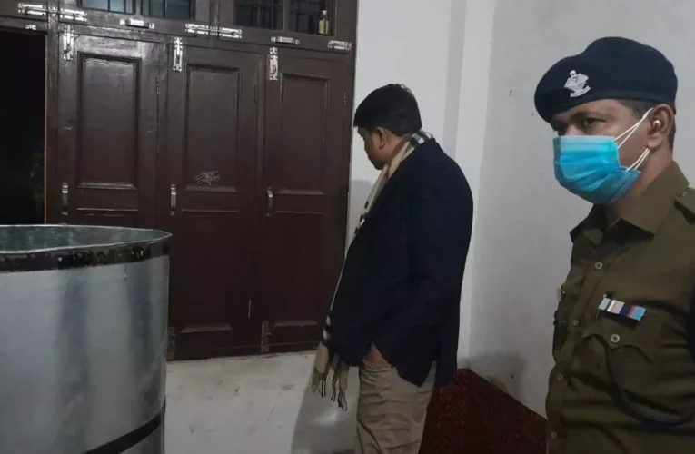 भगवानपुर में युवक की हत्या कर शव टंकी में छिपाया, मकान मालिक के उड़ गए होश, आरोपियों को पकड़ने के लिए पुलिस की टीम कई जगह पर दबिश दे रही