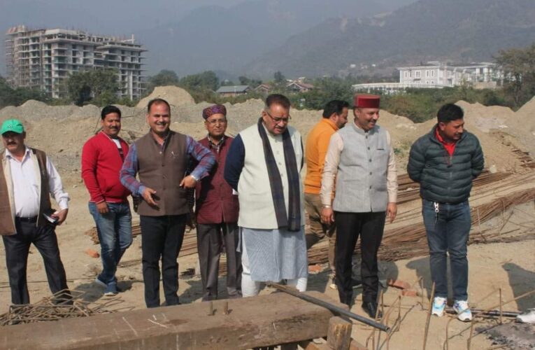कैबिनेट मंत्री गणेश जोशी ने सैन्य धाम के निर्माण कार्यों का स्थलीय निरीक्षण किया, कहा तय समय सीमा से पहले ही होगा सैन्य धाम का निर्माण कार्य पूर्ण