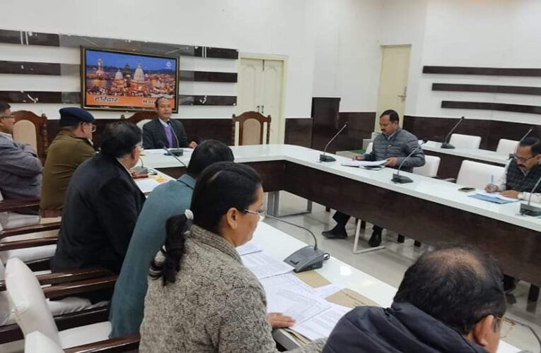 दुर्घटना रोकने के लिए प्रभावी प्रयास किए जाएं: एडीएम, सड़क सुरक्षा एवं दुर्घटना न्यूनीकरण अनुश्रवण समिति की बैठक