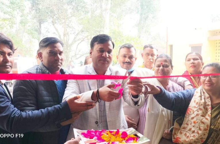 परिवार नियंत्रण से ही संपूर्ण विकास संभव, चेयरमैन अनिल पाल ने किया नसबंदी कैंप का शुभारंभ