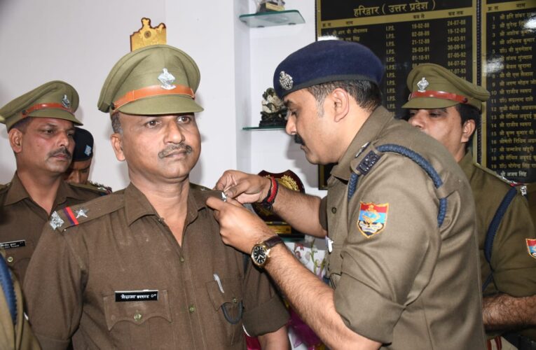एएसआई बने पुलिसकर्मियों का एसएसपी ने बढ़ाया हौंसला, कहा विभाग में उनका ओहदा ही नहीं बढ़ा बल्कि जिम्मेदारियां भी कई गुना अधिक हो गई