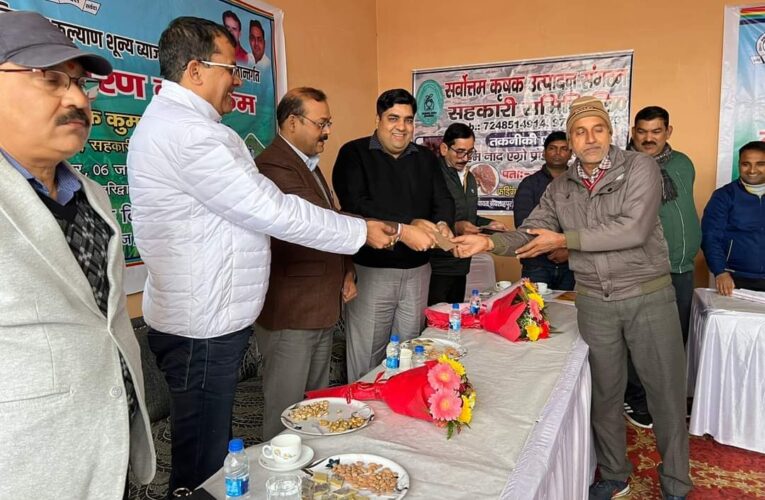 किसानों की आमदनी दोगुनी करने के लिए मशरूम की खेती लाभदायक: आलोक कुमार पांडेय