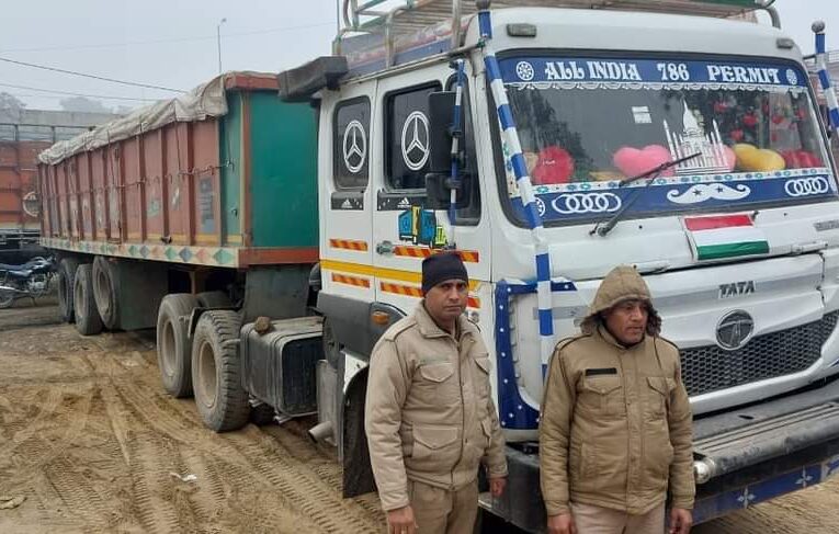 भगवानपुर पुलिस ने खनन की सूचना पर की छापेमारी, तीन डंपर व एक ट्रैक्टर ट्राली सीज
