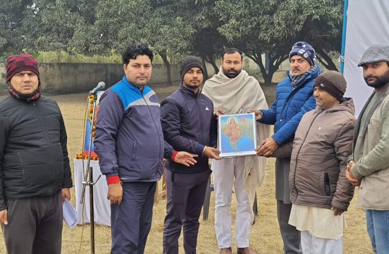 खेलों से होता हैं मन और शारिरिक विकास, मानकपुर आदमपुर में आयोजित किया गया राष्ट्रीय स्वयंसेवक संघ का दो दिवसीय शीत शिविर