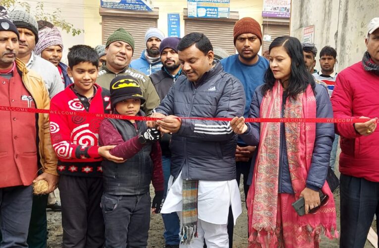 मेयर गौरव गोयल ने किया सड़क निर्माण कार्यों का शुभारंभ, कहा-निर्माण कार्यों में गुणवत्ता का रखा जाए पूरा ध्यान