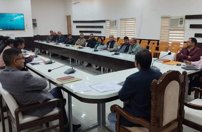 परिवहन व्यावसायियों की समस्या के निराकरण के सम्बन्ध में बैठक
