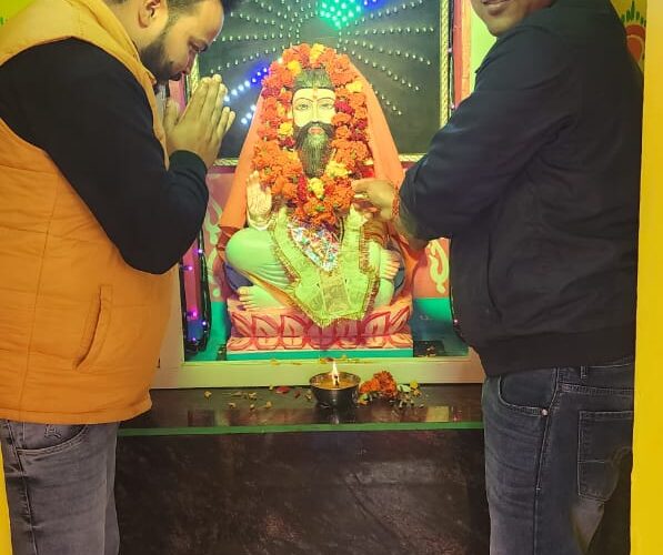 संत गुरु रविदास ने सार्थकता से जीवन जीने की प्रेरणा दी, भाजपा युवा नेता रचित अग्रवाल ने लिया संत शिरोमणि रविदास का आर्शीवाद