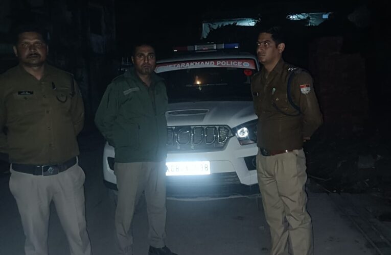 भगवानपुर में बारद्वारी की रस्म में बारातियों पर पथराव, मची अफरा-तफरी, पुलिस के पहरे में हुई विदाई