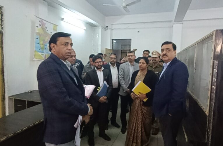 राजस्व कर्मचारियों की बैठकें सप्ताह या 15 दिन में आयोजित करना सुनिश्चित की जाएं: कमिश्नर