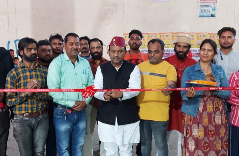 डीएवी कॉलेज में हस्तशिल्प कला प्रदर्शनी आयोजित, मेयर गौरव गोयल ने किया उद्घाटन