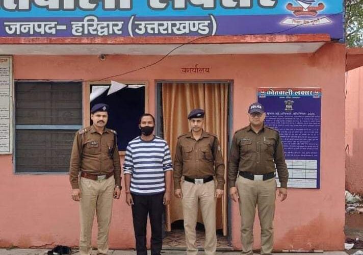 पुलिस की गिरफ्त में आया फर्जी भर्ती सेंटर प्रकरण का फरार आरोपी, गिरफ्तारी से बचने के लिए लगातार बदल रहा था ठिकाने