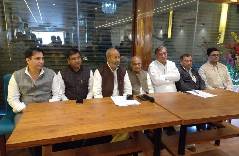 कांग्रेस नेताओं ने राहुल गांधी की सदस्यता निरस्त होने पर केंद्र सरकार पर बोला सियासी हमला