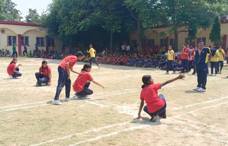दौड़ में अशोक सदन के निखिल अव्वल, केंद्रीय विद्यालय क्रमांक दो में तीन दिवसीय बाल खेल उत्सव का आरंभ