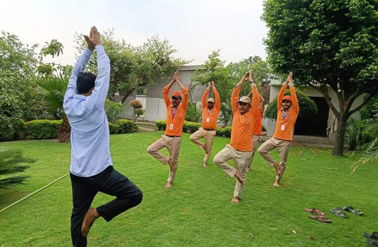 योग भारत की एक प्राचीन कला जो हजारों वर्षों से अस्तित्व में है: रचित अग्रवाल