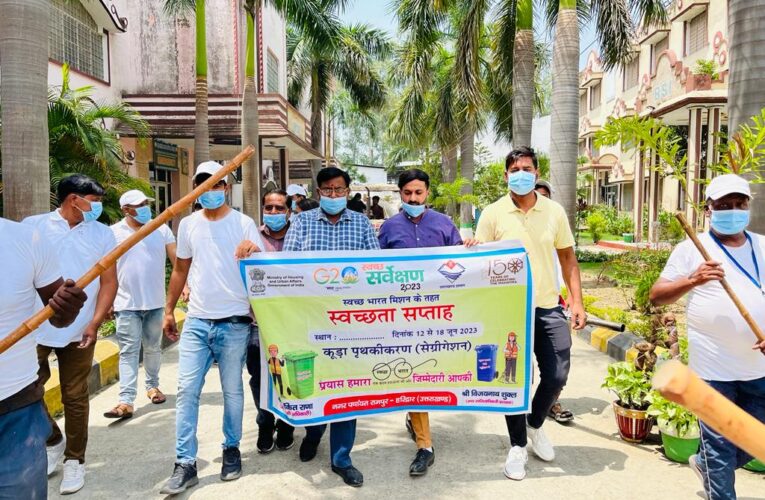 नगर पंचायत रामपुर का स्वच्छता अभियान जारी, ग्रामीण कर रहे हैं सराहना