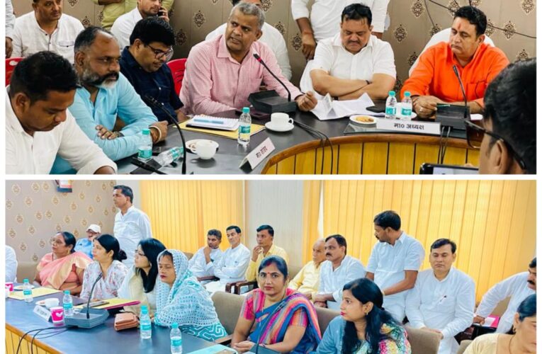 हरिद्वार जिला पंचायत बोर्ड बैठक में सदस्य संजना चौहान ने रखें कई प्रस्ताव, बोर्ड की मिली हरी झंडी, कहा-क्षेत्र के विकास में नहीं होने देंगे कमी