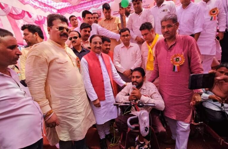 दुनिया की पांचवी सबसे बड़ी अर्थव्यवस्था बना भारत: डाॅ निशंक, खानपुर में दिव्यांगजनों की मदद के लिए एडिप योजना के शिविर की शुरुआत की
