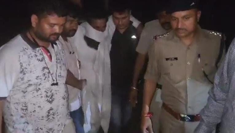 भगवानपुर पुलिस और बदमाशों के बीच मुठभेड़, एक बदमाश के पैर में लगी गोली, डकैती समेत करीब आधा दर्जन गंभीर धाराओं में दर्ज है मुकदमे