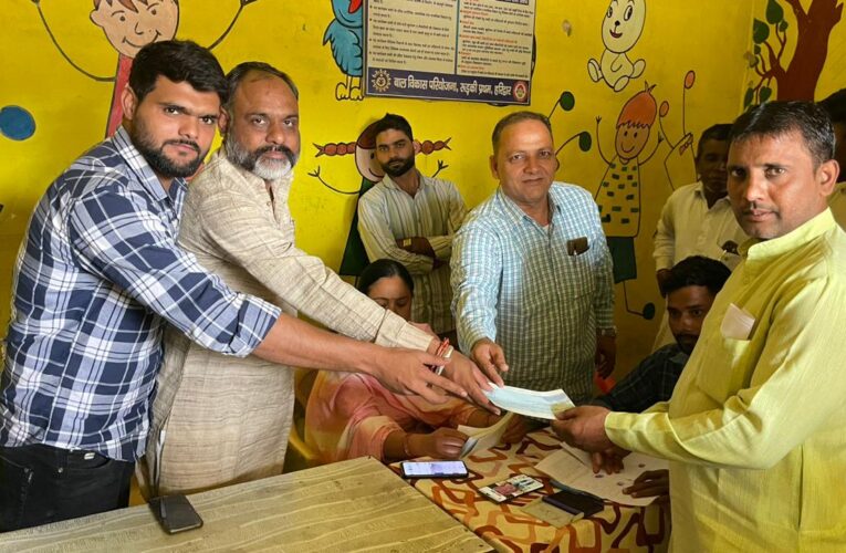 किसानों की सच्ची हितैषी है भाजपा सरकार: प्रदीप चौहान, पुहाना गांव में किसानों को बरसात में हुए नुकसान के मुआवजे के दिए गए चेक