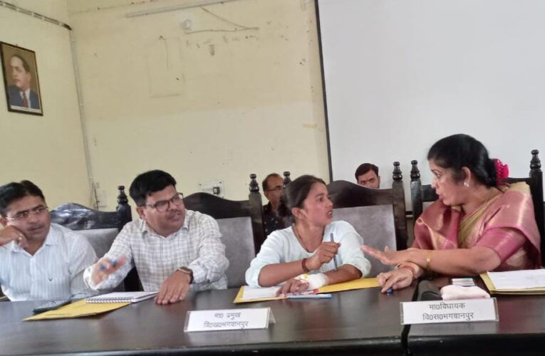 भगवानपुर ब्लॉक सभागार में क्षेत्र पंचायत की बैठक आयोजित, 21 लोगों ने दिए प्रस्ताव, कोरम पूरा न होने से एक घंटा देरी से शुरू हुई बैठक