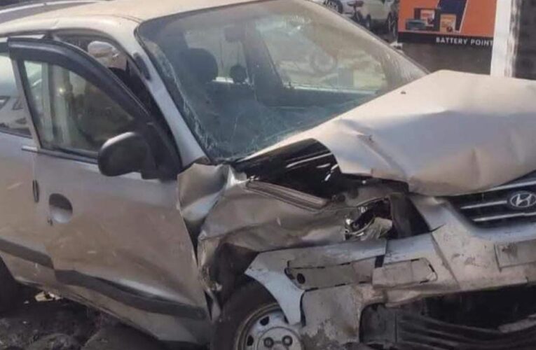 हरिद्वार: तेज रफ्तार कार ने सड़क किनारे खड़ी कार में टक्कर मारी, फिर दूसरी कार भी टकराई, तीनों गाड़ियों के उड़ गए परखच्चे
