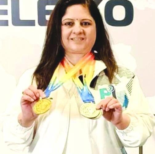 हरिद्वार की सुजाता कौल ने देश के साथ-साथ उत्तराखंड का बढ़ाया गौरव, जीता एक स्वर्ण और एक रजत, मलेशिया में आयोजित प्रतियोगिता के 84 किलोग्राम वर्ग में भारत का किया प्रतिनिधित्व