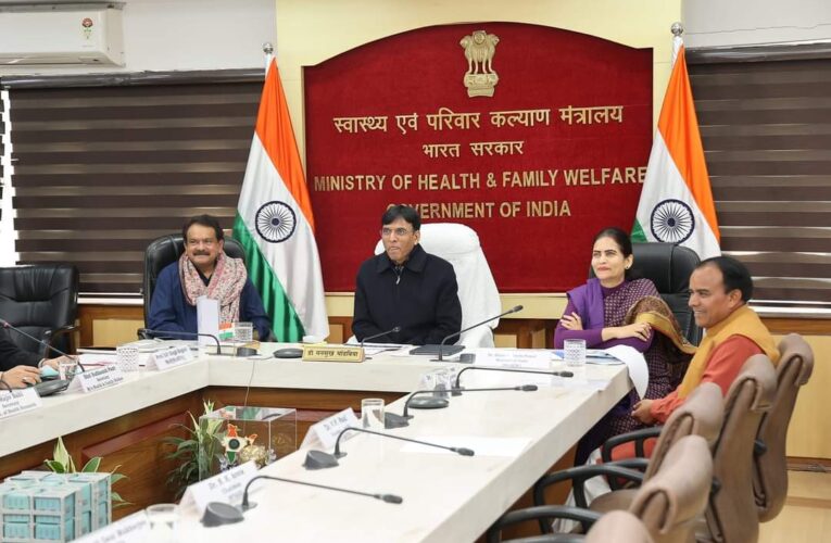 हर चुनौती से निपटने को तैयार है स्वास्थ्य विभागः डॉ. धन सिंह रावत, केन्द्रीय स्वास्थ्य मंत्री की अध्यक्षता में आयोजित बैठक रखा तैयारियों का ब्योरा