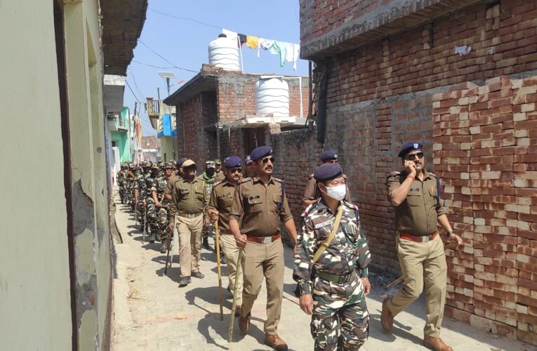 लोकसभा चुनाव एवं त्योहार को लेकर भगवानपुर पुलिस ने पैरामिलिट्री फोर्स के साथ किया फ्लैग मार्च, की शांति व्यवस्था बनाए रखने की अपील