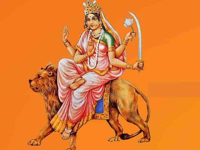 चैत्र नवरात्रि का छठा दिन माँ कात्यायनी को समर्पित, पूरे विधि-विधान से दुर्गा माता के छठे स्वरूप माँ कात्यायनी की पूजा करने से सुख, समृद्धि, आयु और यश की प्राप्ति होती है