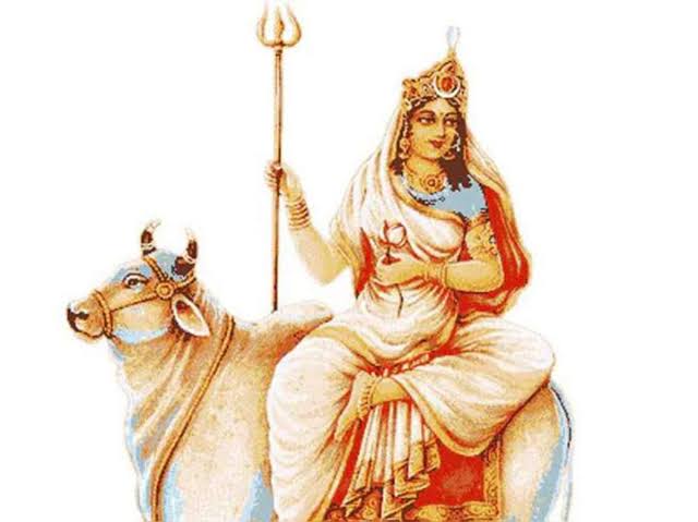 नवरात्रि का प्रथम दिन आज, मां शैलपुत्री की होगी पूजा, मां शैलपुत्री सौभाग्य की देवी, उनकी पूजा से सभी सुख प्राप्त होते हैं
