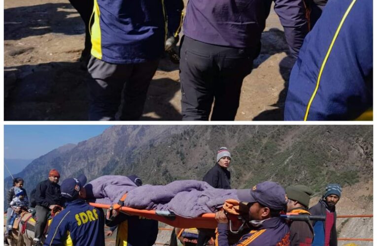 केदारनाथ यात्रा मार्ग में यात्रियों की सुरक्षा के लिए तैनात डीडीआरएफ, एसडीआरएफ एवं सेक्टर अधिकारी की टीमें बनी हैं देवदूत