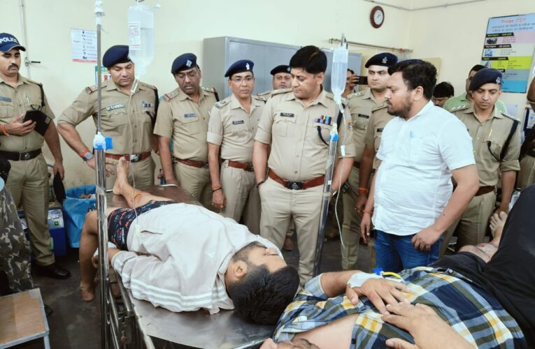 बहादराबाद थाना क्षेत्र में बदमाशों और पुलिस के बीच मुठभेड़, पुलिस की जवाबी फायरिंग में दो बदमाशों के पैरों में गोली लगी, दोनों को गिरफ्तार कर लिया