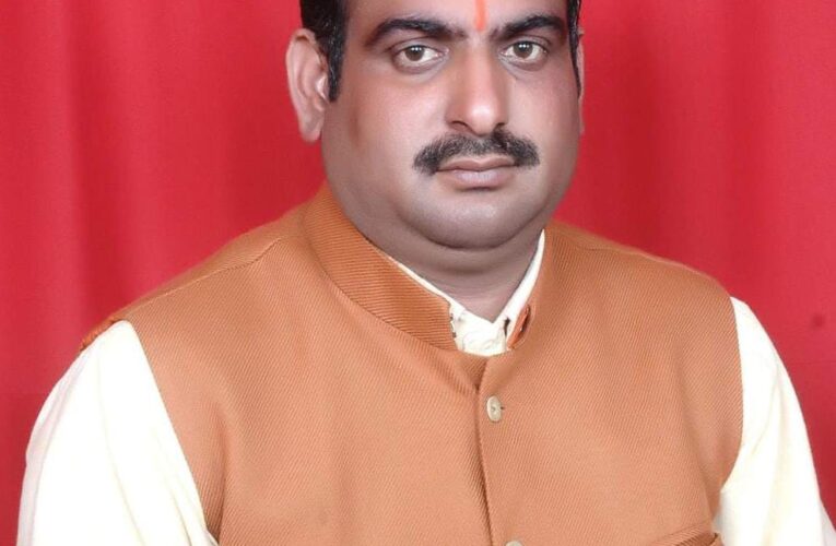 भाजपा ने ओबीसी मोर्चा के कार्यकारिणी सदस्य आदित्य राज सैनी को पार्टी से निकाला, आदित्य राज सैनी और उसके नौकर पर नाबालिग से सामूहिक दुष्कर्म के मामले मुकदमा दर्ज किया गया