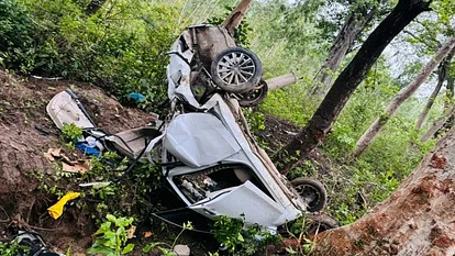 उत्तराखंड: पेड़ से टकराई कार, युवक की मौत, घटना के बाद से परिजनों का रो-रोकर बुरा हाल