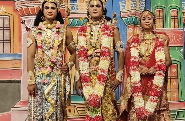 श्री नटराज रामलीला समिति सामुदायिक केंद्र में आयोजित रामलीला में धनुष यज्ञ, सीता स्वयंवर, रावण-बाणासुर संवाद, लक्ष्मण-परशुराम संवाद की लीला का मंचन, दर्शकों ने बजाई तालियां