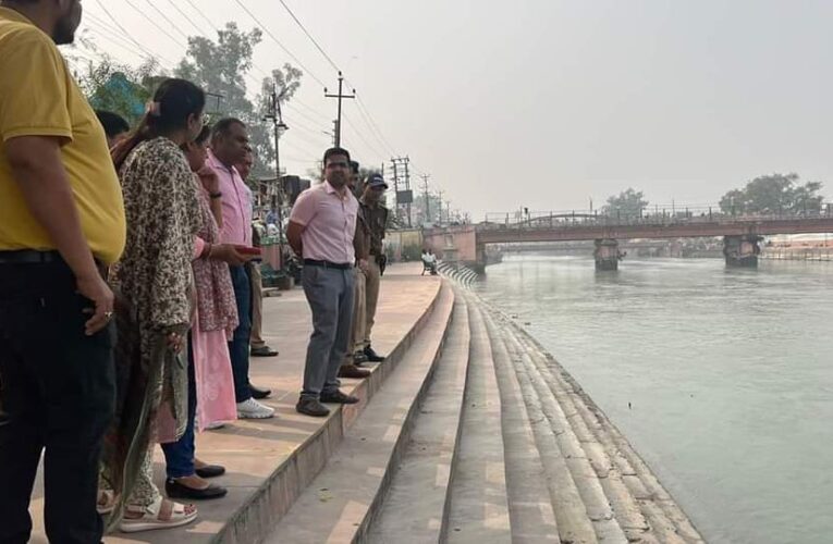 छठ पूजा को लेकर ज्वाइंट मजिस्ट्रेट ने घाट का किया निरिक्षण, घाट पर श्रद्धालुओं की सुविधा और सुरक्षा सुनिश्चित करने को कहा