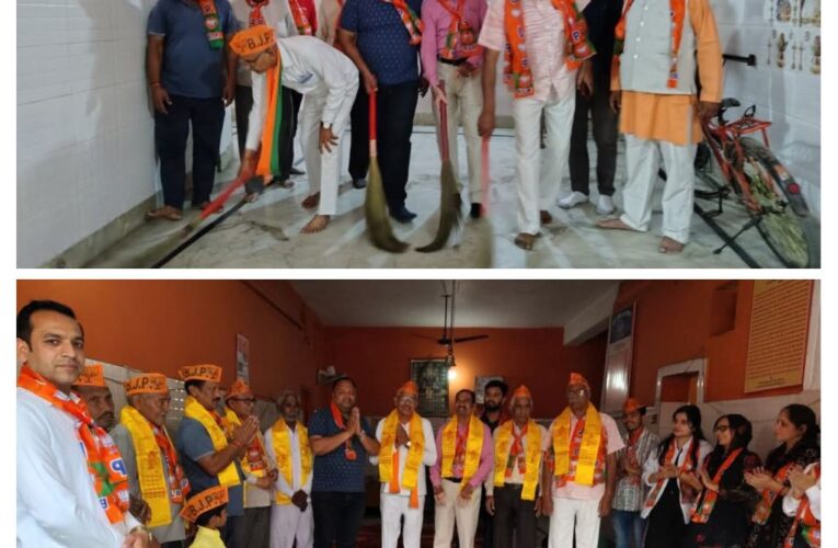 भारतीय जनता राष्ट्र की सेवा के लिए समर्पित पार्टी है, रुड़की विधानसभा के बूथ 109 पर भाजपा के वरिष्ठ नेता चौधरी धीर सिंह के नेतृत्व में चलाया गया सफाई अभियान, वरिष्ठ जनों को किया सम्मानित