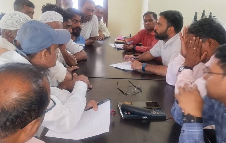 भगवानपुर में उप जिला अधिकारी अजय वीर सिंह की अध्यक्षता में तहसील दिवस का आयोजन, 14 शिकायतें हुईं प्राप्त