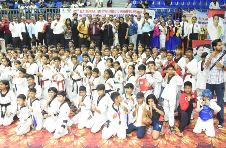 खेल पर्यटन का तीर्थ बना उत्तराखंड : रेखा आर्या, खेल मंत्री ने किया दो राष्ट्रीय ताइक्वांडो प्रतियोगिताओं का समापन, पदक विजेताओं को मेडल पहनाकर किया सम्मानित