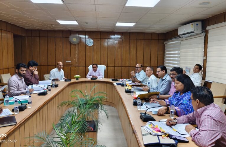 कार्यदायी संस्थाओं को उच्च शिक्षा मंत्री डॉ. रावत की दो टूक, कहा-निर्माण कार्य समय पर पूर्ण न होने पर होगी सख्त कार्रवाई, पीएम-उषा व एसएएससीआई के तहत निर्माणा कार्यों की समीक्षा