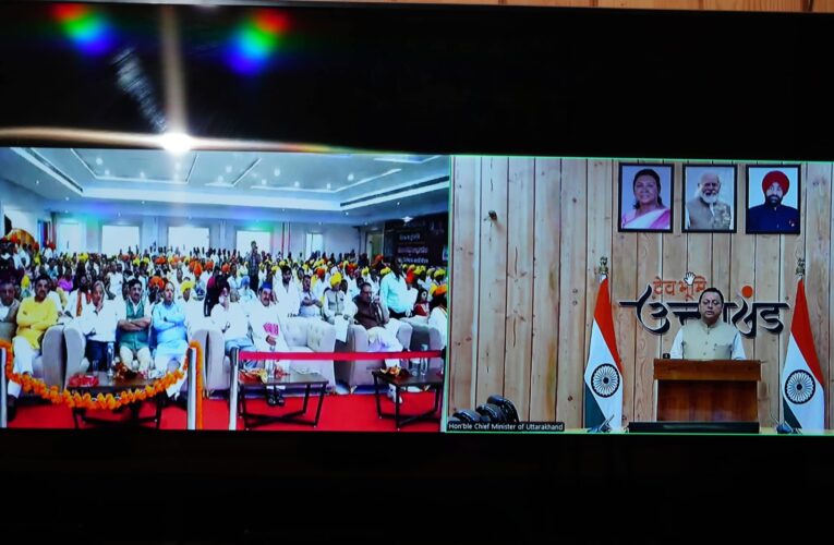 मुख्यमंत्री पुष्कर सिंह धामी ने विभाजन विभीषिका स्मृति दिवस के अवसर पर काशीपुर में आयोजित कार्यक्रम में वर्चुअल प्रतिभाग किया, कहा-14 अगस्त 1947 का दिन हम कभी नहीं भूल सकते, जब मजहब की आड़ में भारत को दो हिस्सों में बाँट दिया गया