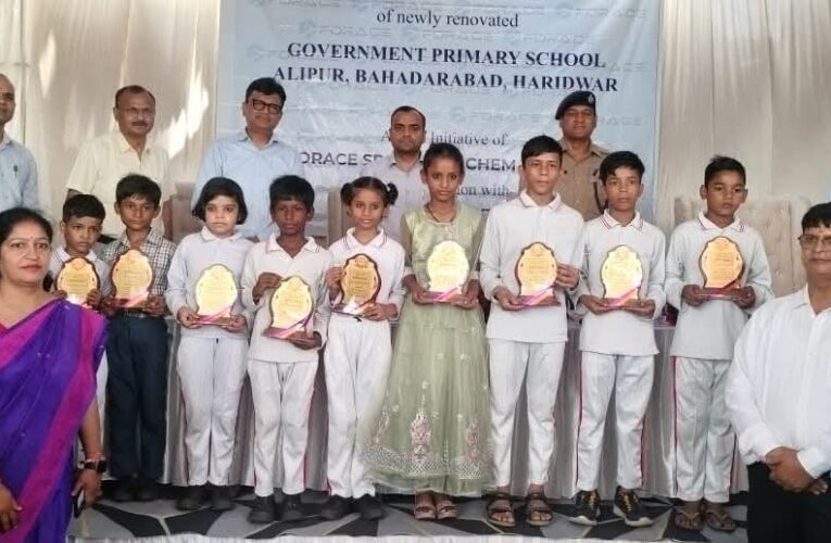 विद्यार्थियों की शिक्षा व्यवस्था को उच्च पायदान पर रखते हुए प्राथमिकता दी जा रही, डीएम मयूर दीक्षित और एसएसपी प्रमेन्द्र सिंह डोबाल ने स्कूल के कार्यों का लोकार्पण किया