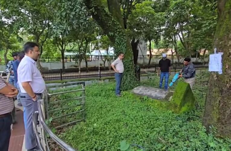 शहर के बीचो-बीच एनआईवीएच जैसे बड़े संस्थान में दृष्टिबाधितों का वर्षों से  रास्ता रोके खड़ा था अतिक्रमण, जिला प्रशासन ने किया ध्वस्त, एनआईवीएच की भूमि पर अतिक्रमण को डीएम ने एक ही झटके में कराया ध्वस्त