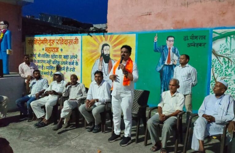 ज्वालापुर विधानसभा क्षेत्र के हर गांव में विकास योजनाओं को धरातल पर उतारना ही हमारा मुख्य लक्ष्य: सुबोध राकेश, मसाई कलां में भाजपा नेता सुबोध राकेश को एससी समाज और सैनी समाज ने बैठक कर दिया समर्थन, कहा-क्षेत्र में चल रही है परिवर्तन की लहर