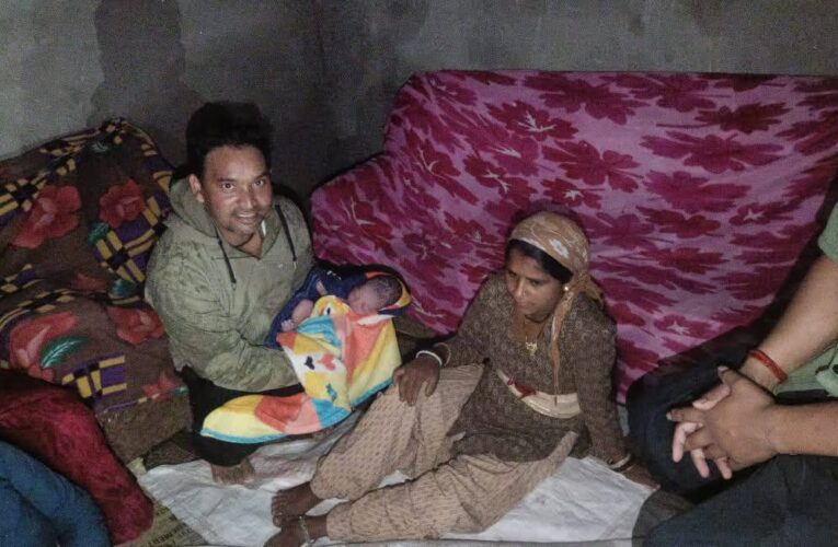 जनपद रुद्रप्रयाग के बसुकेदार क्षेत्र में हाल ही में हुई अतिवृष्टि के बाद से पूरे जिले में आपदा जैसी स्थिति बनी हुई, मुख्यमंत्री पुष्कर सिंह धामी के निर्देशानुसार जिले के सभी विभाग अपने-अपने कार्यों को तेज़ी से दे रहे हैं अंजाम