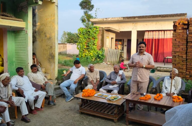 ज्वालापुर विधानसभा क्षेत्र के टांडा हसनगढ़ और झीवाहेडी़ में दलित समाज, पाल समाज और बंजारा समाज ने भाजपा नेता सुबोध राकेश का किया जोरदार स्वागत, कहा-क्षेत्र का विकास करना ही लक्ष्य