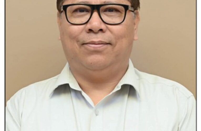 डॉ. आशुतोष सयाना बने श्रीनगर मेडिकल कॉलेज के नियमित प्राचार्य, शासन ने जारी किया आदेश, गढ़वाल को मिला अनुभवी शैक्षणिक व प्रशासनिक नेतृत्व