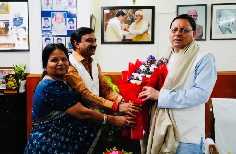 महापौर अनीता ललित अग्रवाल द्वारा सौंपे गए ज्ञापन पर मुख्यमंत्री ने लिया संज्ञान, रुड़की नगर निगम क्षेत्र के जलभराव की समस्या के तत्काल समाधान के निर्देश, जिलाधिकारी को किया निर्देशित