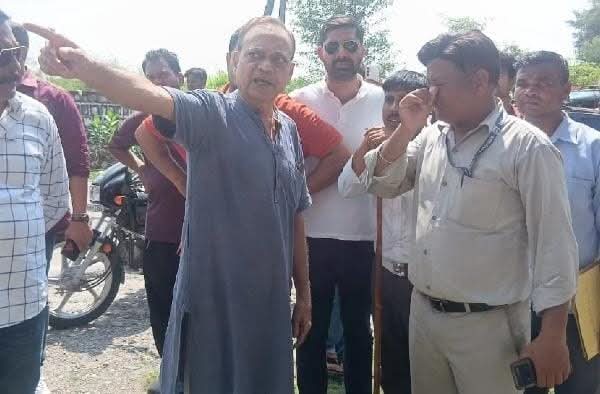 शिवालिक नगर-हरिद्वार मार्ग पर अवैध अतिक्रमण के खिलाफ जिला प्रशासन ने की कार्रवाई, लगभग एक किलोमीटर के दायरे में हटाया गया अतिक्रमण